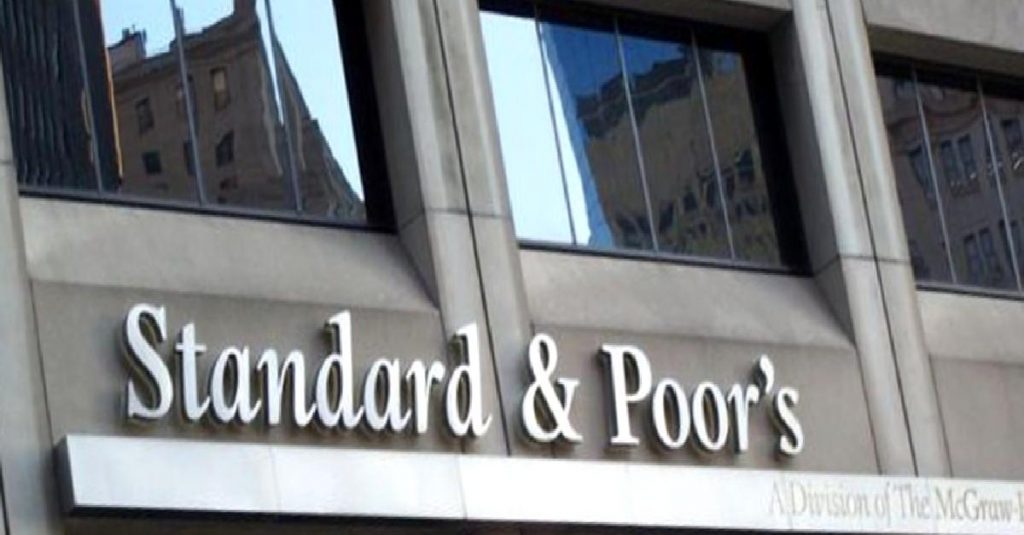 S&P, Türkiye’nin yerel para cinsinden kredi notunu düşürdü