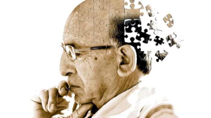 Yaşlı Ebeveynlerinize Sosyal Mesafenin Öneminden Bahsetmek İçin 5 İpucu