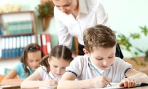 YENİ BİR ÖĞRETİM YILINA BAŞLARKEN ANNE-BABA VE ÖĞRETMENLERİN TUTUMLARI NELER OLMALI-2