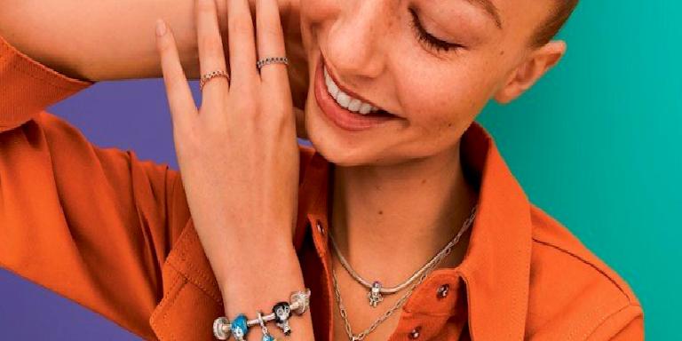 DISNEY X PANDORA İŞ BİRLİĞİ İLE STİLİNİZE NEŞE KATIN