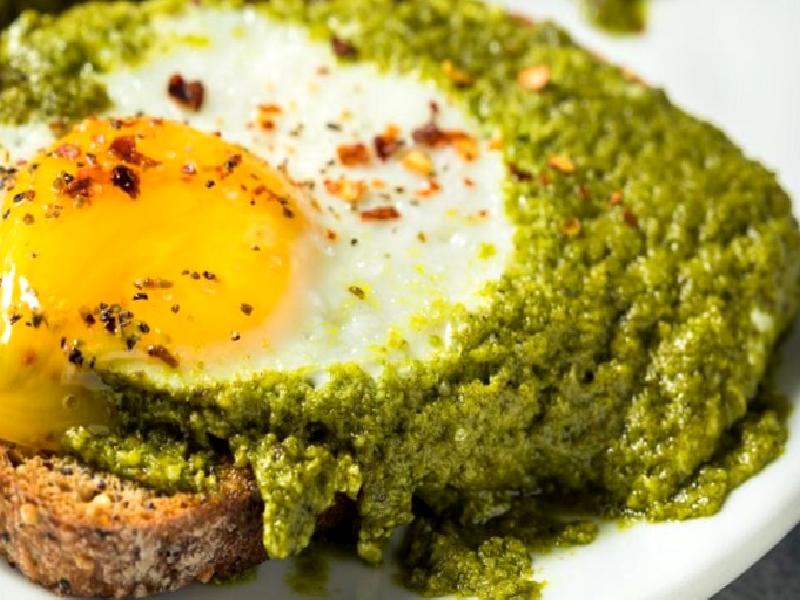 Pesto Soslu Yumurta Nasıl Yapılır?