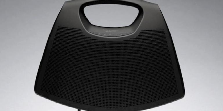 BALENCIAGA VE BANG&OLUFSEN’DEN SPEAKER BAG