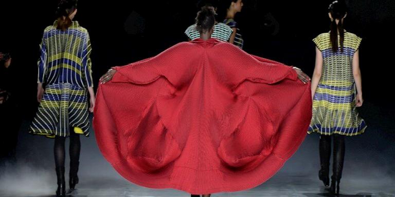 ISSEY MIYAKE’Yİ HATIRLIYORUZ