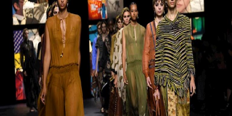 CANLI YAYIN: DIOR İLKBAHAR-YAZ 2023 DEFİLESİ