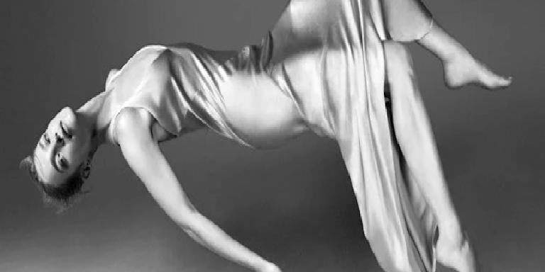NARCISO RODRIGUEZ, ARŞİV TASARIMLARINI ZARA İÇİN YENİDEN TASARLADI