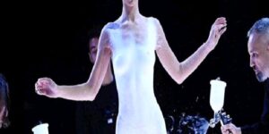 BELLA HADID’E SPREY BOYADAN ELBİSE YARATILDI