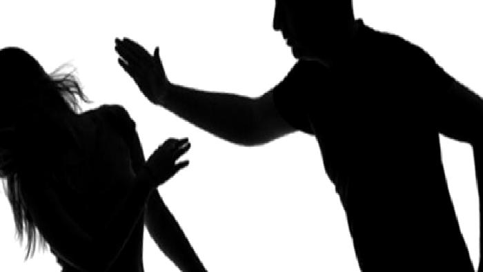 İlişkilerde Şiddet