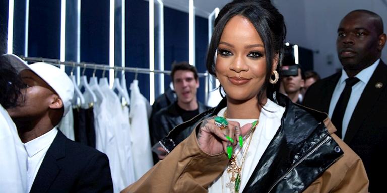RIHANNA’NIN KÜLKEDİSİ MASALI AŞKI