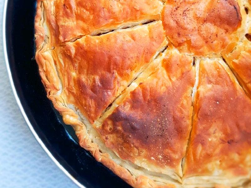 Bal Kabaklı Arnavut Böreği Nasıl Yapılır?