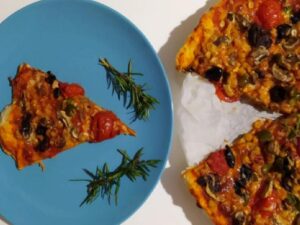 Ekmek Hamurundan Pizza Nasıl Yapılır?