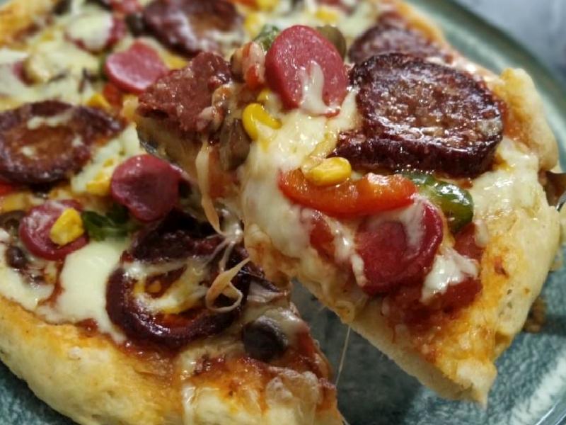 Karışık Pizza Nasıl Yapılır?
