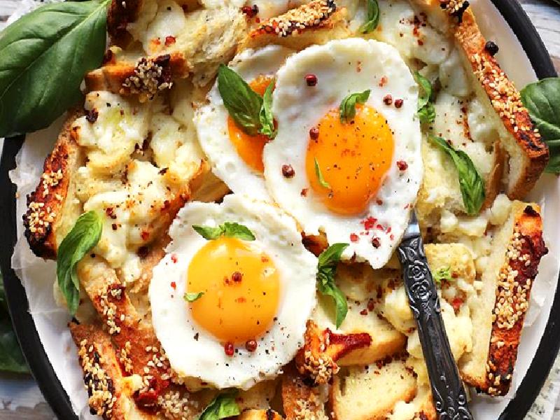 Peynirli Yumurtalı Ekmek Keki Nasıl Yapılır?
