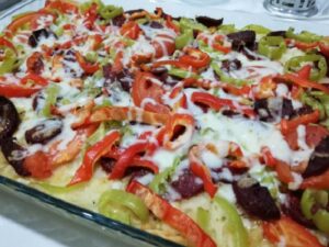Pizza Börek Nasıl Yapılır?