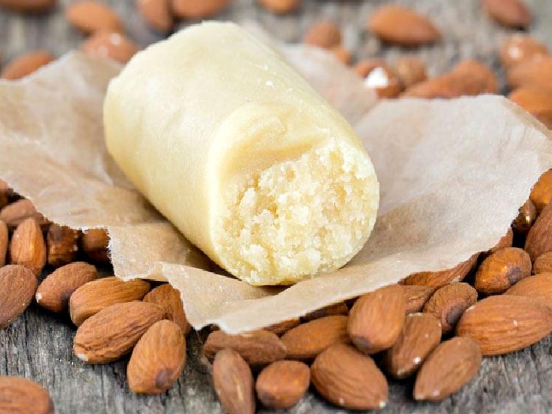 Sade Marzipan Nasıl Yapılır?