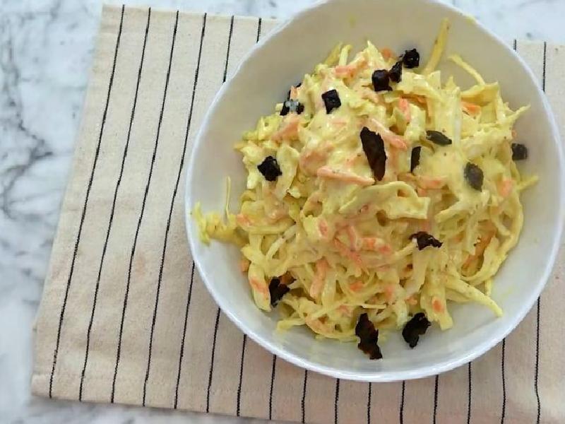 Coleslaw Salatası Nasıl Yapılır?