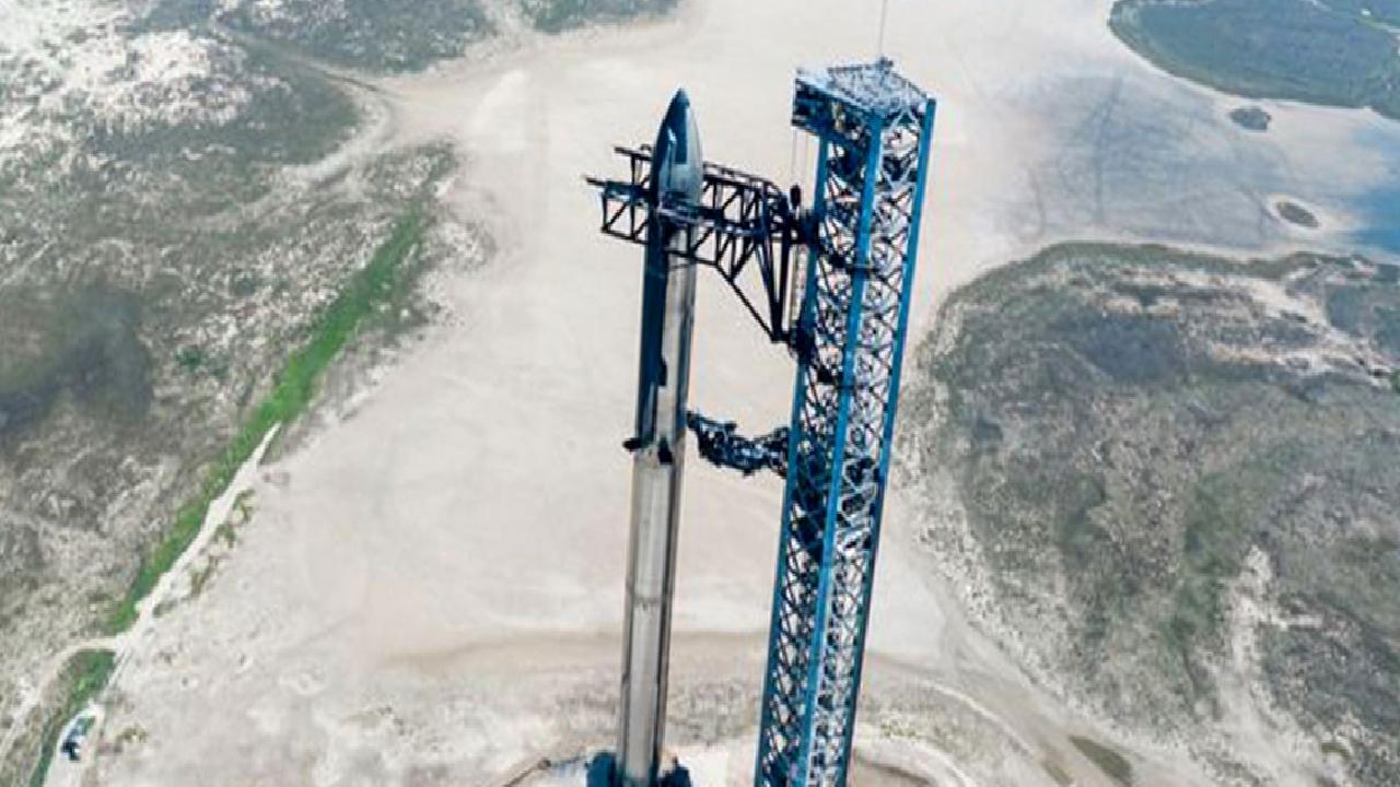 Elon Musk’ın dev roketi Starship ilk defa fırlatıldı: Fırlatma başarılı olsa da, sonrası umut edildiği olmadı