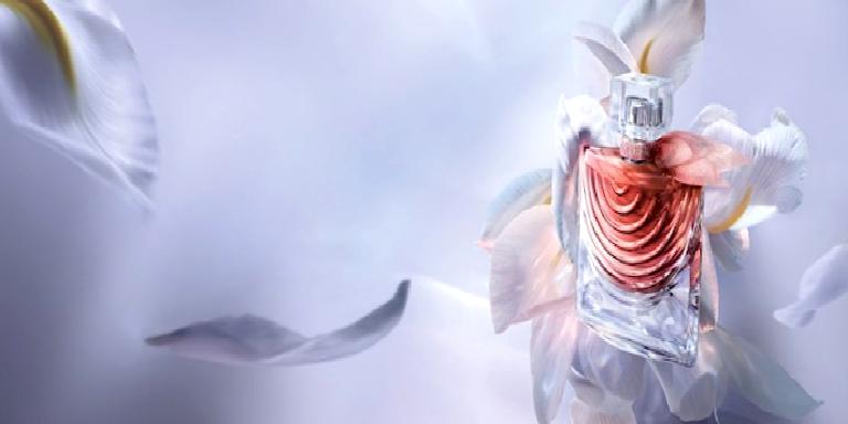 TÜM LANCÔME ELÇİLERİ, LA VIE EST BELLE KAMPANYASINDA SESLERİNİ MUTLULUK İÇİN YÜKSELTİYOR