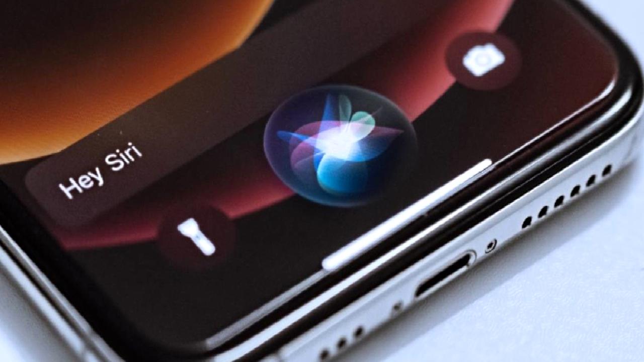 Apple’dan sürpriz “Hey Siri” kararı: Tarihe karışıyor