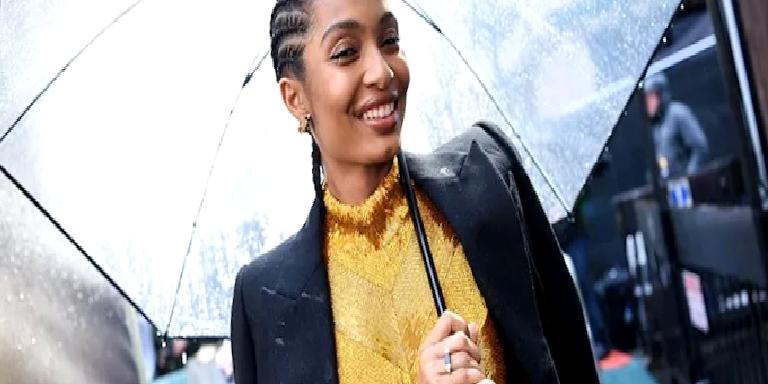 YARA SHAHIDI, JEAN PAUL GAULTIER’İN YENİ PARFÜMÜNÜN YÜZÜ OLDU