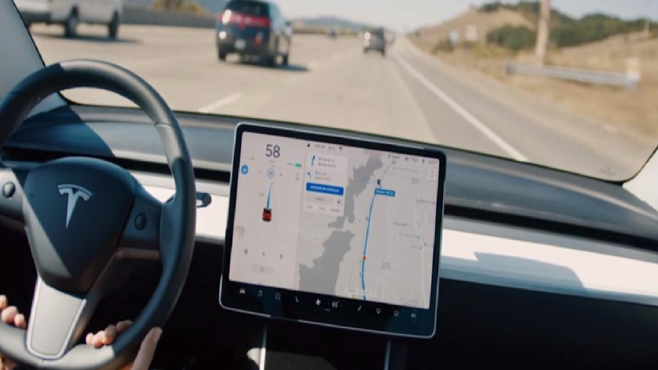 280.000 Tesla Model 3 Model Y hakkında, direksiyon kontrol kaybı nedeniyle soruşturma başlatıldı