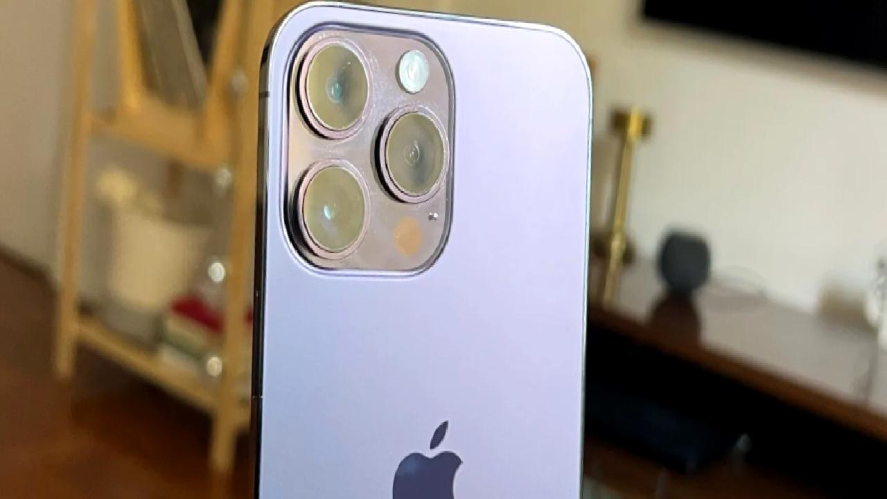 iPhone 15 modelleri, veri tabanlarında peş peşe görünmeye devam ediyor