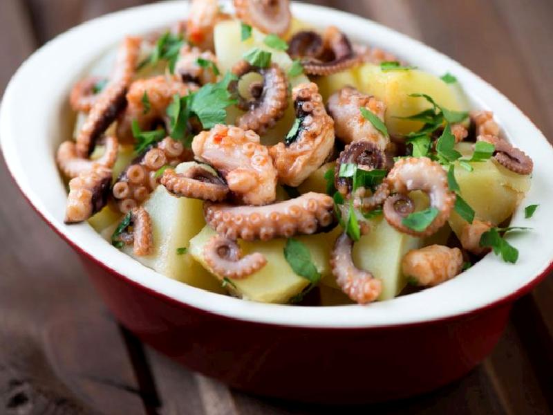 Salade De Poulpe Nasıl Yapılır?
