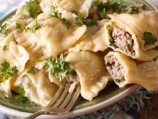 Etli Ravioli Nasıl Yapılır?