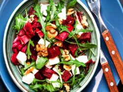 Peynirli Pancar Salatası Nasıl Yapılır?