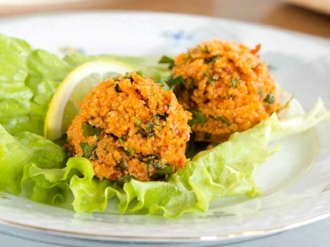 Bello Mercimekli Köfte Nasıl Yapılır?