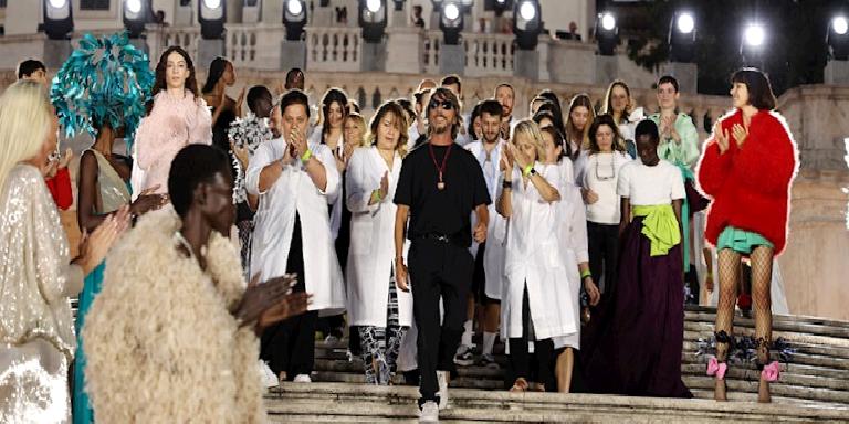 Pierpaolo Piccioli Valentino’ya Veda Ediyor