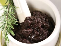 Siyah Zeytin Ezmesi Nasıl Yapılır?