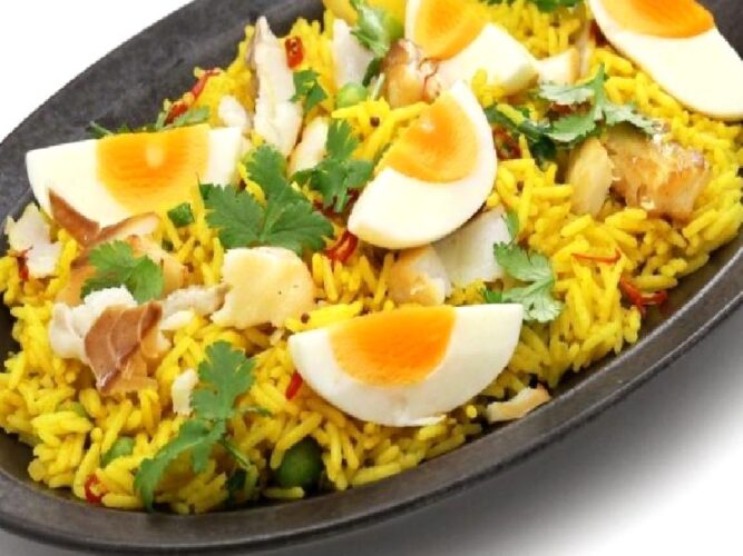 Balık Ve Yumurtalı Pilav Nasıl Yapılır?