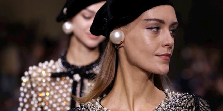 Armani Privé Sonbahar-Kış 2024-25 Haute Couture Defilesi