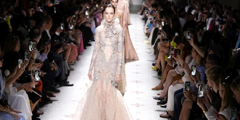 Elie Saab Sonbahar-Kış 2024-25 Haute Couture Defilesi