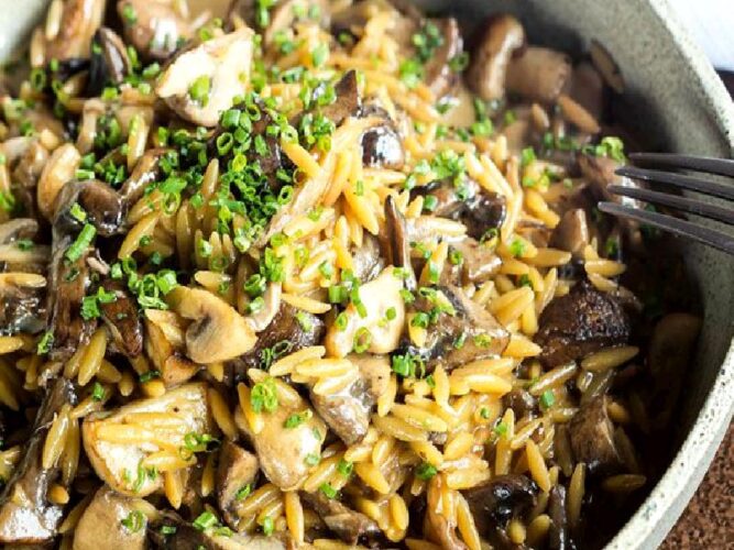 Mantarlı Şehriye Pilavı Nasıl Yapılır?