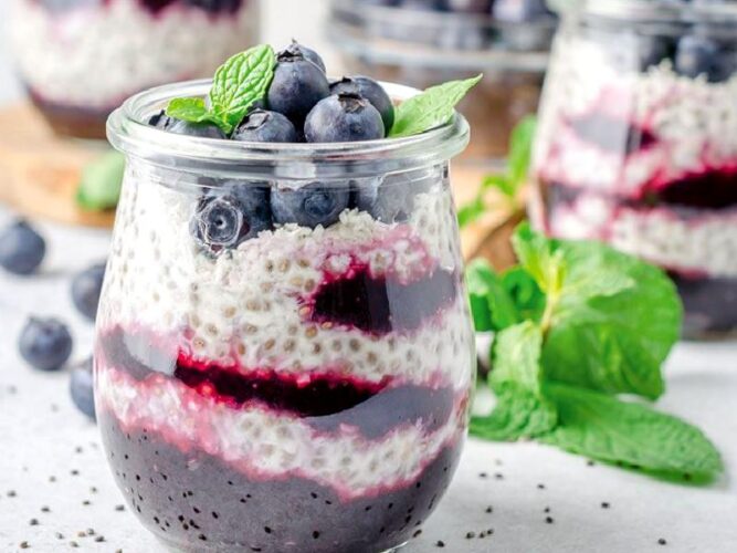 Yaban Mersinli Chia Puding Nasıl Yapılır?