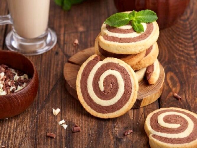 Çikolatalı Rulo Kurabiye Nasıl Yapılır?