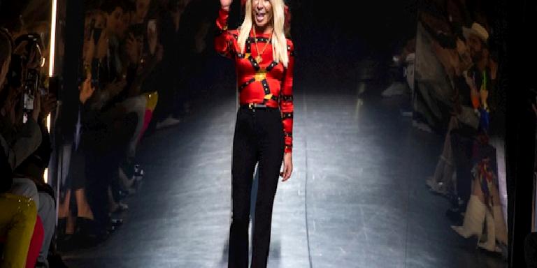 Donatella Versace, Baş Kreatif Direktör Görevinden Ayrılıyor