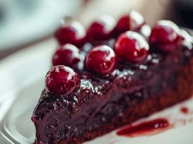 Çikolatalı Vişneli Tart Nasıl Yapılır?