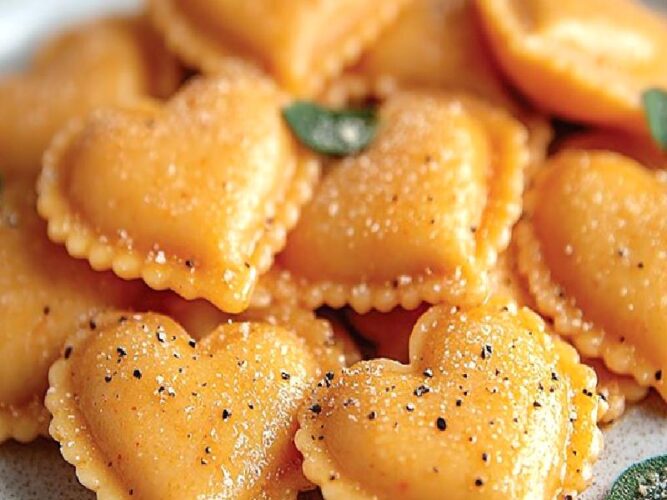 Ispanaklı Ravioli Nasıl Yapılır?