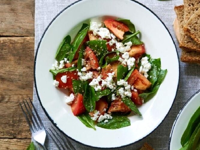 Kuzu Kulağı Salatası Nasıl Yapılır?