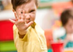 Okul öncesi dönemde davranış problemleri ve çözüm önerileri