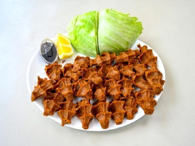 Blenderda 10 Dakikada Çiğ Köfte Nasıl Yapılır?