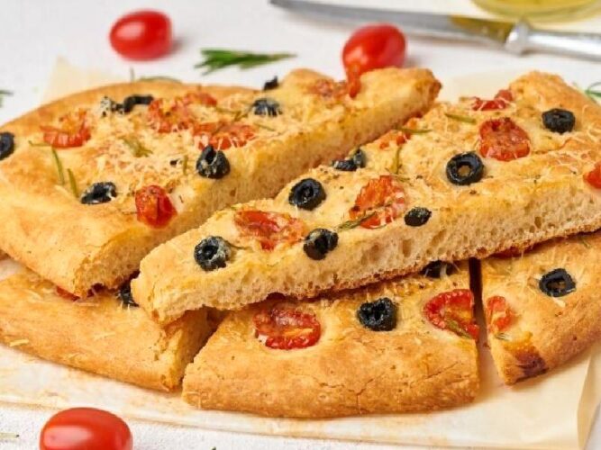 Domatesli Ekmek Nasıl Yapılır?