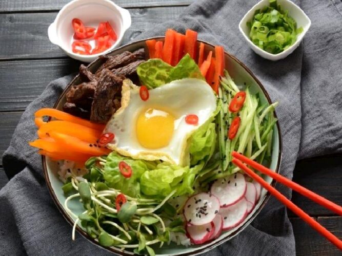 Sebzeli Bibimbap Nasıl Yapılır?