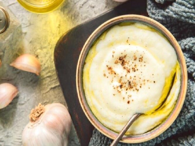 Toum Sos Nasıl Yapılır?