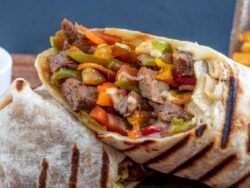 Etli Fajita Dürüm Tarifi Nasıl Yapılır?