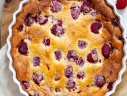 Frambuazlı Clafoutis (Klafuti) Nasıl Yapılır?
