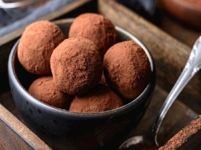 Kakao Kaplı Trüf Çikolata Tarifi Nasıl Yapılır?