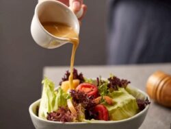 Salata Sosu Tarifi Nasıl Yapılır?